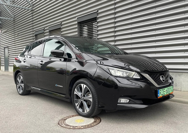 Nissan Leaf cena 87900 przebieg: 43840, rok produkcji 2019 z Rzeszów małe 781